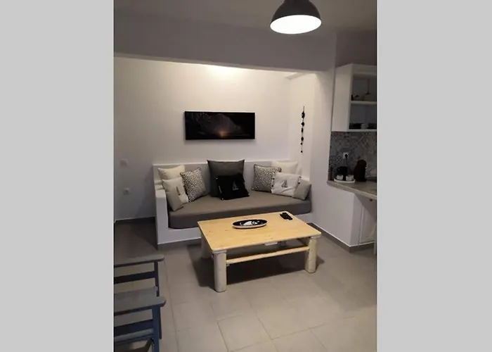 Mariannas House דירה נאוסה