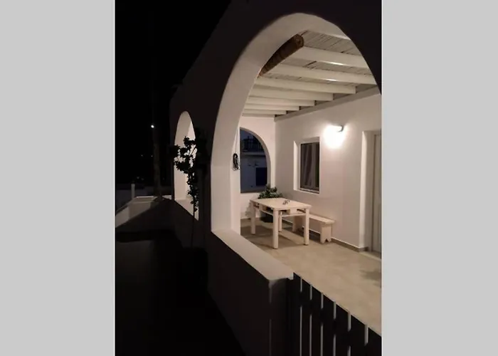 Mariannas House * Naousa (Paros)